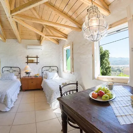 Pigadisanoi Sleeps 8 With Pool Air Con And Wifi Villa Pigadhisanoi